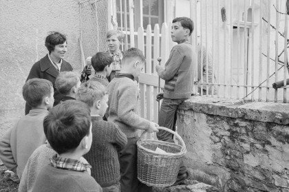 Quête, dite « roulée des œufs », le lundi de Pâques.