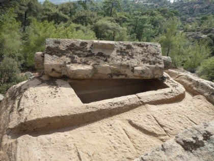 Sarcophage rupestre