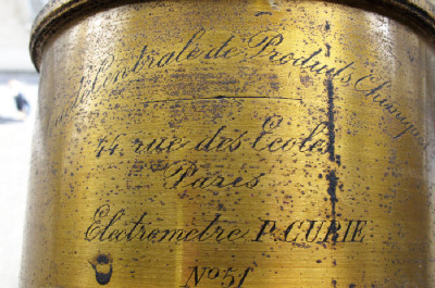 Electromètre à quadrants Pierre Curie