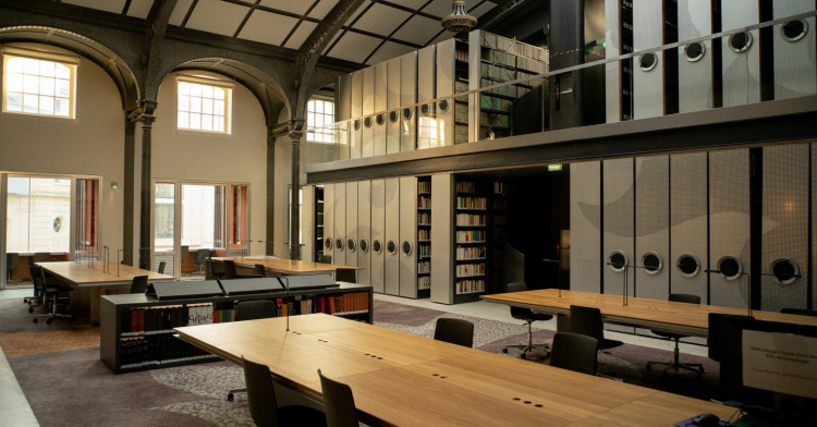 bibliothèque Claude Levi Strauss